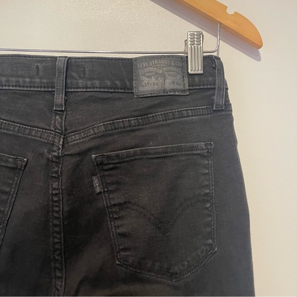 Levi's Women's Black Boot Cut Jeans - Picture 5 of 6